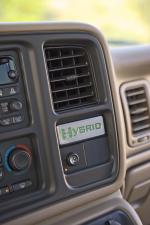 Chevrolet Silverado Hybrid 2004 года